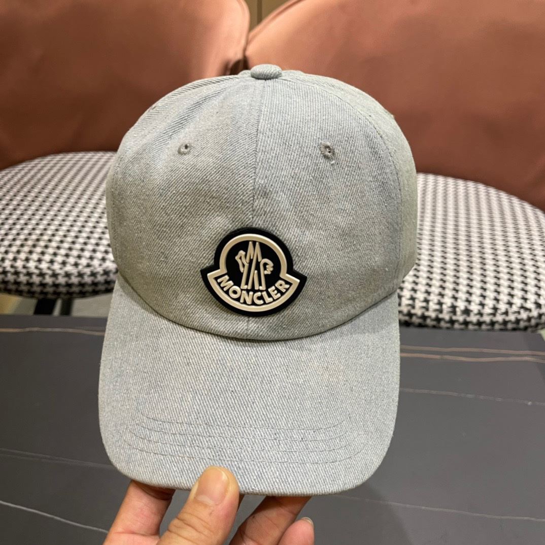 Moncler Caps